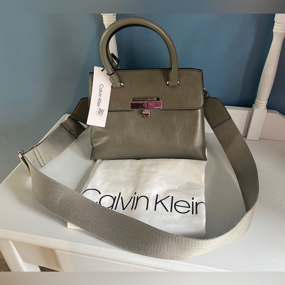 Calvin Klein Handbags - NWT Calvin Klein Becky Small Turn-lock Satchel